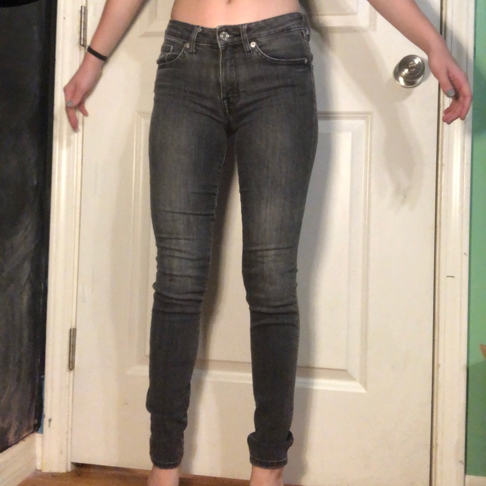 H&M skinny low rise jeans